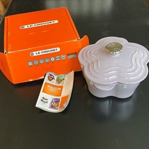 Le Creuset Enameled Cast Iron 2.25qt. Flower Cocotte Lavender